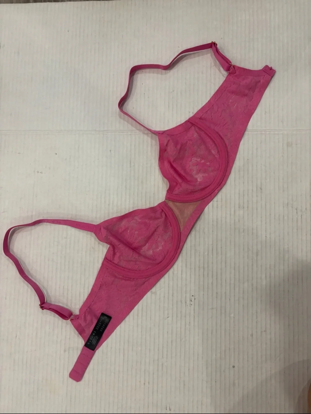 NWOT Natori Pink Sheer Lace Levitate Unlined Underwire Bra Size 32B - Picture 11 of 17